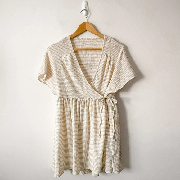 Urban Outfitters Alice Stripe Crinkle Wrap Mini Dress Size Small - Picture 3 of 8